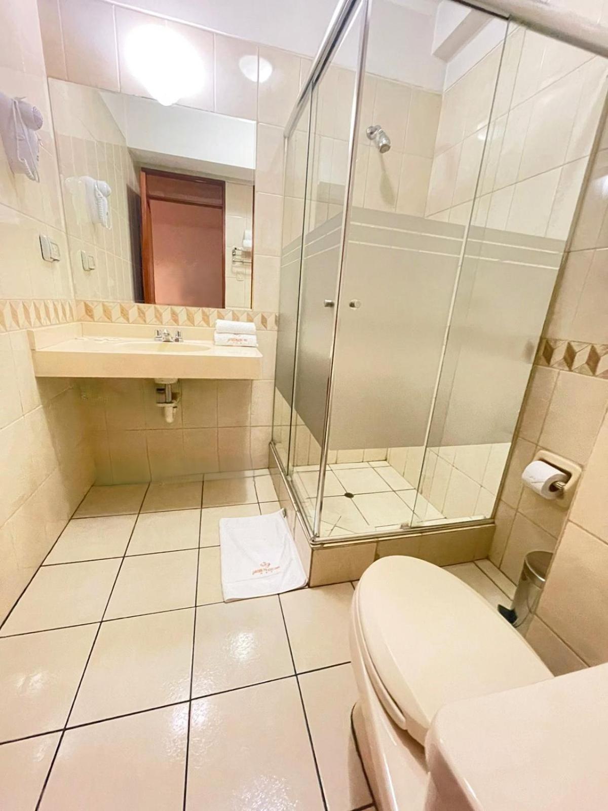 Hotel Javier Prado Inn Лима Екстериор снимка